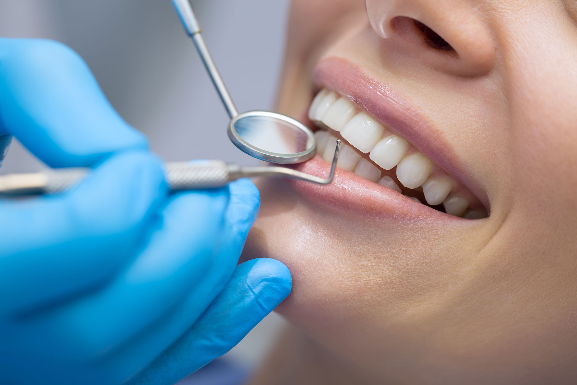Stomatologia zachowawcza - Dentysta Poznań Nuks
